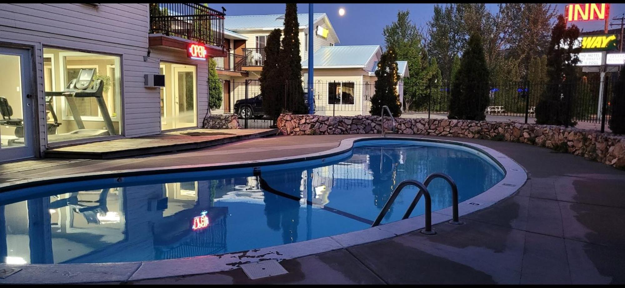 Cache Creek Inn Eksteriør bilde