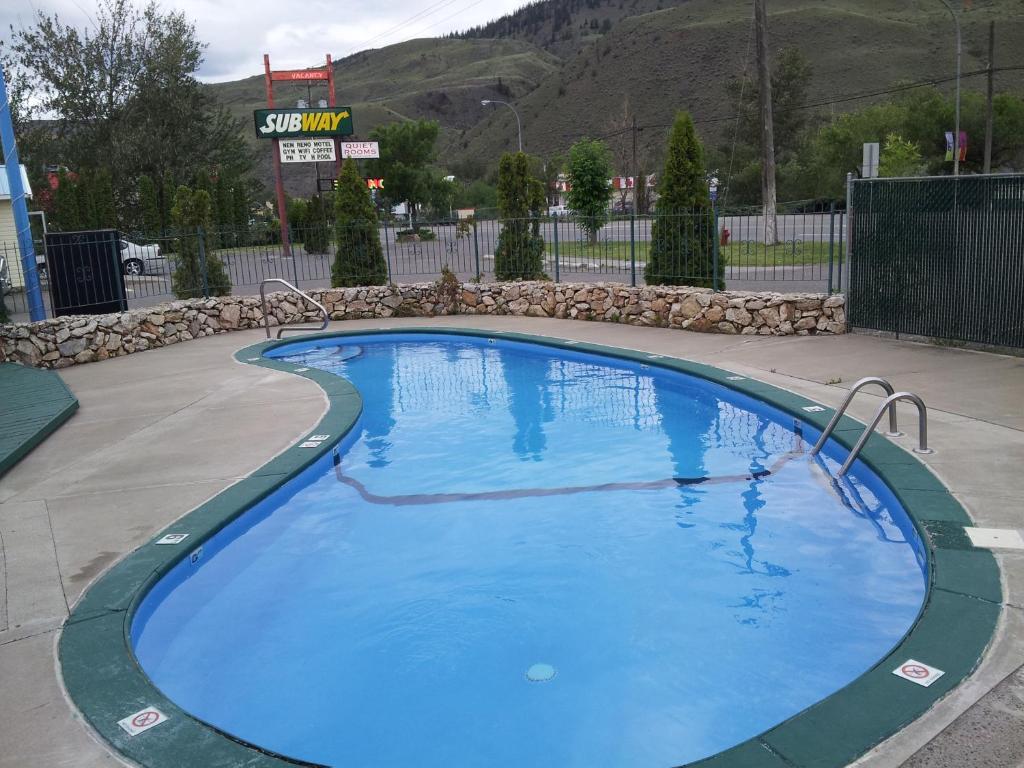 Cache Creek Inn Eksteriør bilde